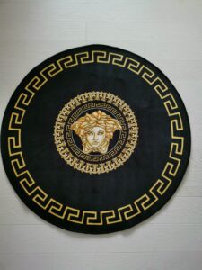 round medusa velvet carpet