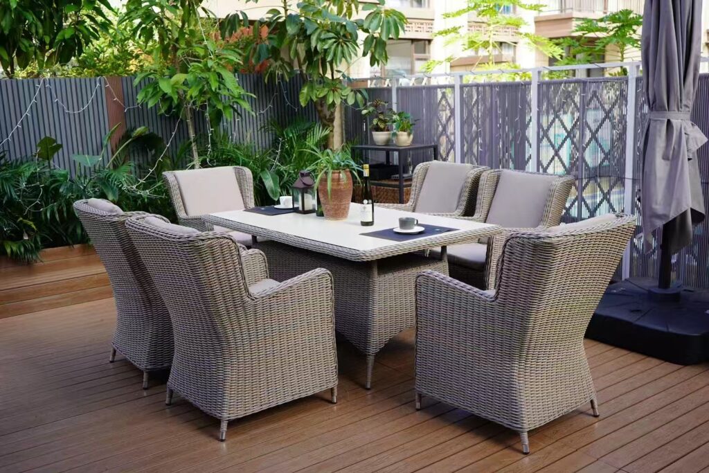outdoor table chairs